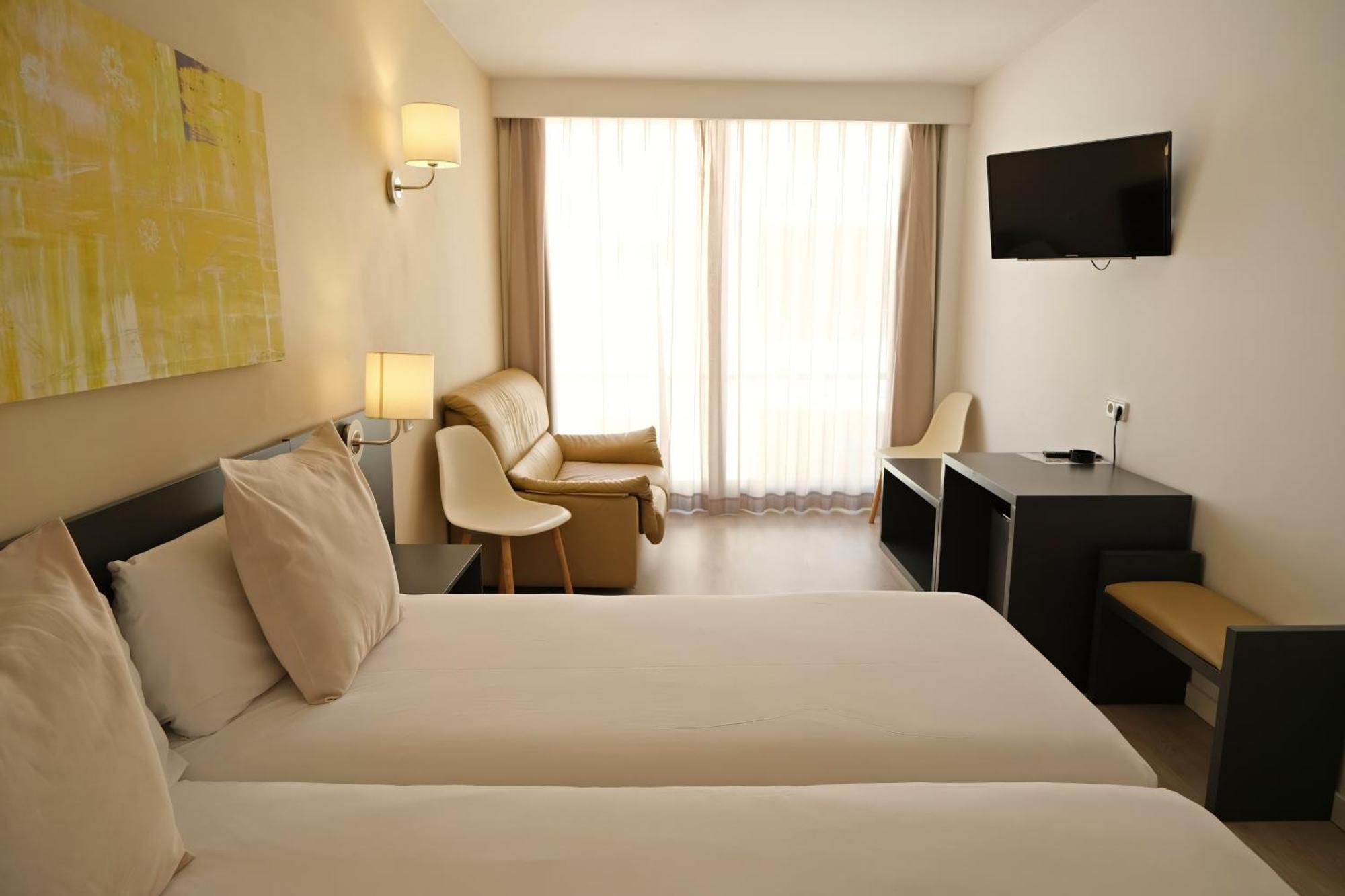 Marina Hotel