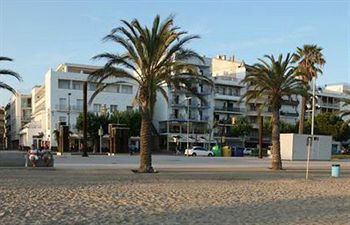 Marina Hotel 3*