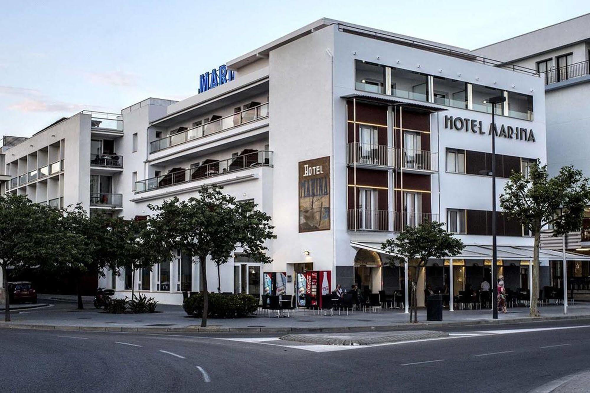 Marina Hotel